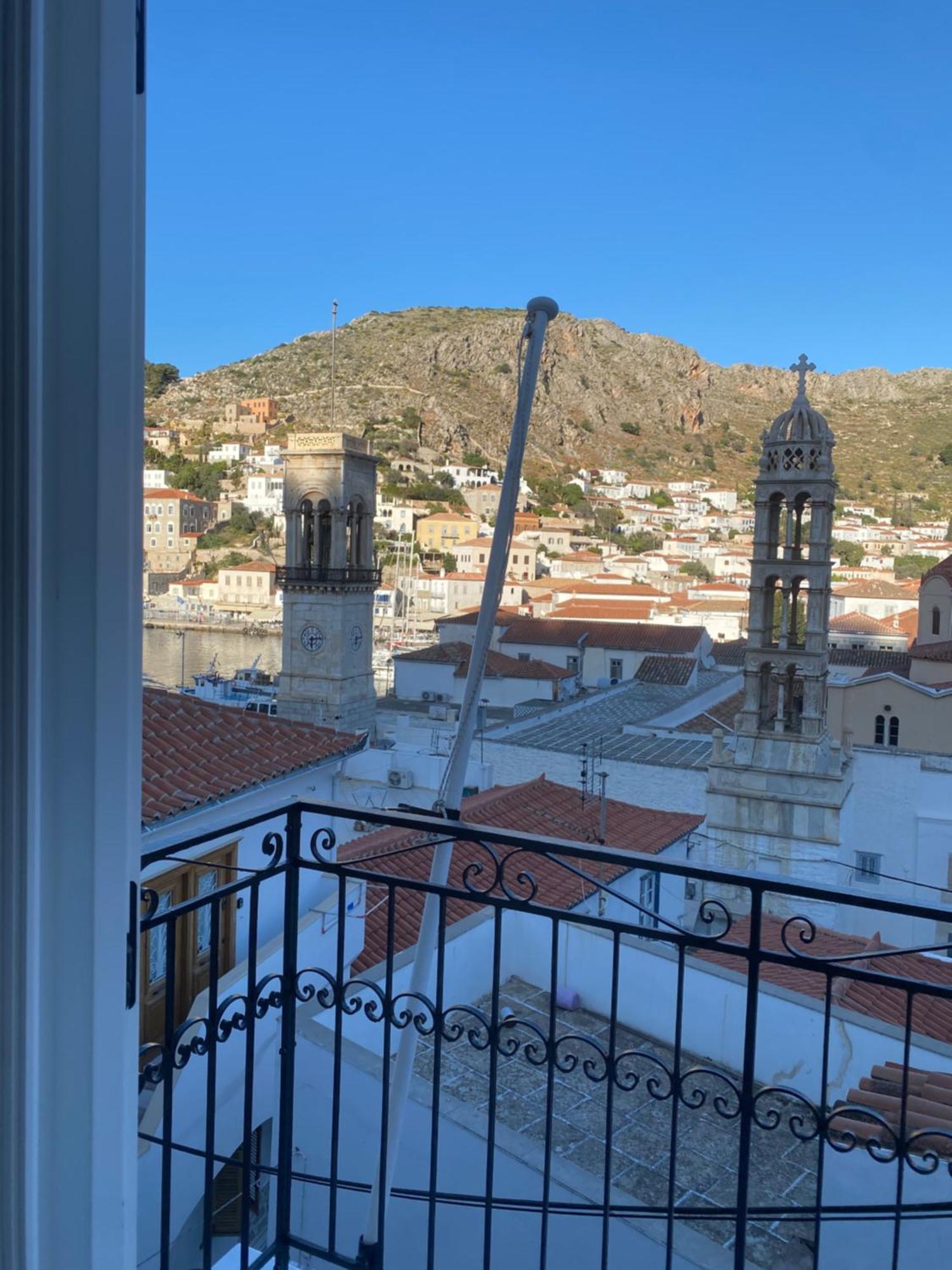 Pension Efie Hydra  Bagian luar foto